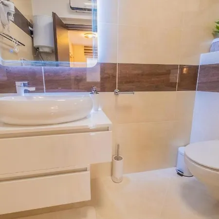 La Dama Novi Vinodolski